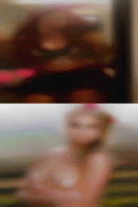 Wltm two girls for nude mff.
